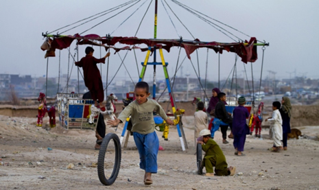 Pakistan'da herşeye rağmen çocuk olmak galerisi resim 1