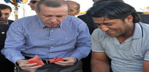 Başbakan Erdoğan'ın karpuz keyfi