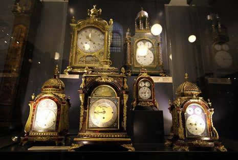 Topkapı Sarayı'nın saatleri galerisi resim 3