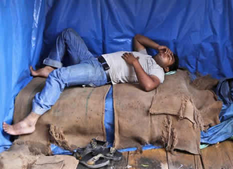 Hindistan yanıyor galerisi resim 13