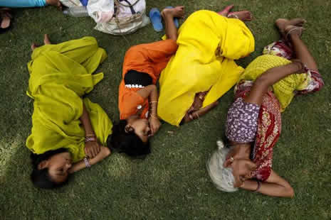 Hindistan yanıyor galerisi resim 2