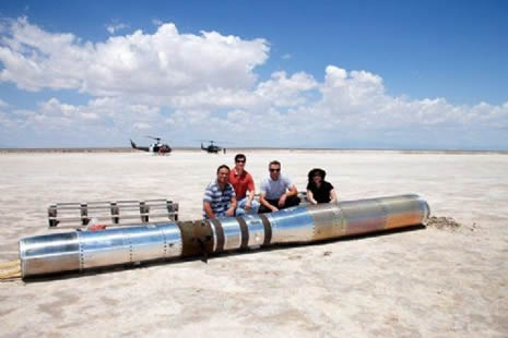 DİKKAT:Dünya'ya geliyor!  galerisi resim 7