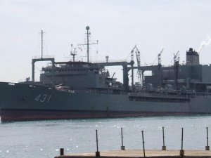 İran, Aden Körfezi'ne savaş gemisi gönderdi