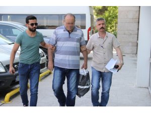 Samsun’da FETÖ’den gözaltına alınan emekli polis adliyeye sevk edildi