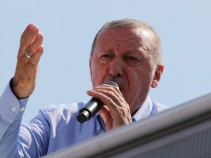 Erdoğan: AK Parti ne aldatan ne aldanan olur
