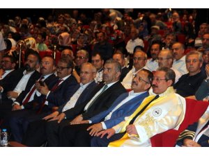 Bakan Özhaseki: "Sapkın grupların içerisinde ilahiyat mezunu çok azdır"
