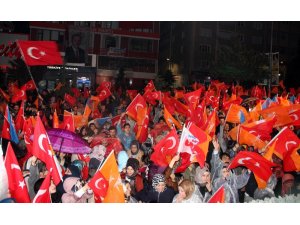 Başbakan Yardımcısı Akdağ: “Bu gece FETÖ üzüldü, PKK üzüldü, onların yandaşları üzüldü”