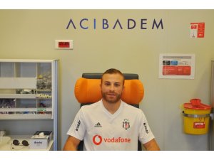 Beşiktaşlı futbolcular sağlık kontrolünden geçti