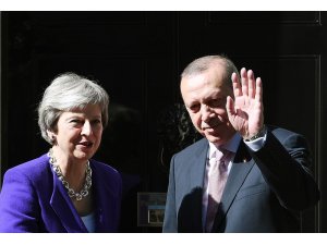 İngiltere Başbakanı May, Cumhurbaşkanı Erdoğan‘ı tebrik etti