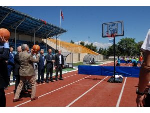 Burdur’da yaz spor okulları start aldı