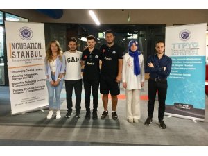 İAÜ öğrencileri Türkiye’yi uzaya taşıyor
