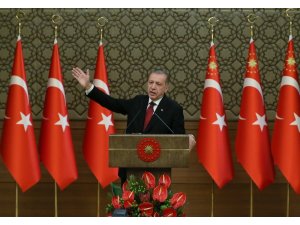 Başkan Erdoğan yeni sistemin ilk kabinesini açıkladı