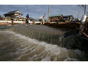 Japonya’daki sel felaketinde ölü sayısı 141’e yükseldi