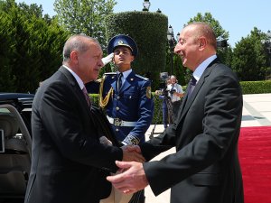 Erdoğan ilk resmi ziyaret için Azerbaycan'da