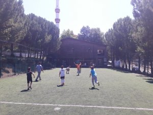 SAKEM’deki çocuklar halı saha turnuvalarında karşılaşacak