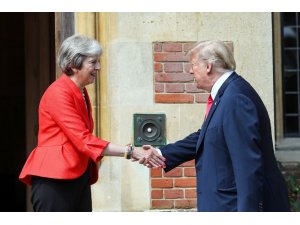Trump, İngiltere Başbakanı May ile görüştü