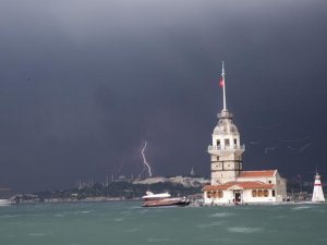 İstanbul'da öğle saatlerine dikkat