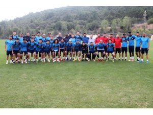 Adana Demirspor’un yeni oyuncuları kampa dahil oldu