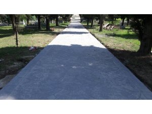 Alikahya mezarlıklarına beton yol