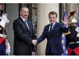 Aliyev, Fransa’da
