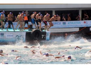 İstanbul Boğazı’nda Samsung Boğaziçi Kıtalararası Yüzme Yarışı heyecanı yaşandı