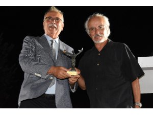 Homeros Ödülü Prof. Dr. Haluk Şahin’in oldu