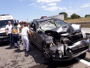 Sakarya’da trafik kazası: 2’si çocuk 3 yaralı