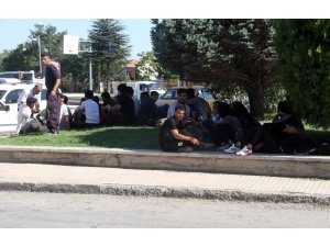 İstanbul yerine Elazığ’da bırakılan Afganlılar ortada kaldı