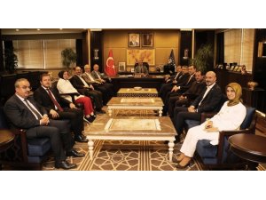 AK Parti İl Başkanlığı, Bursalı vekiller ile istişare turunda