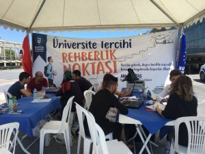 Bursa Büyükşehir’den üniversite adaylarına tercih desteği