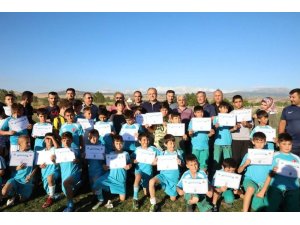 Belediye Suluovalı çocukları tatilde sporla buluşturdu