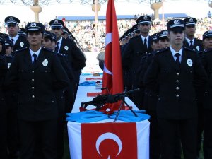 Bakan Soylu’dan mezun olan polislere ’vicdan ve kanun’ uyarısı