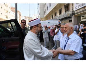Diyanet İşleri Başkanı Erbaş’tan Mekke’de hasta ziyareti