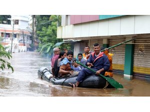 Hindistan’da sel felaketinde ölenlerin sayısı 164’e yükseldi