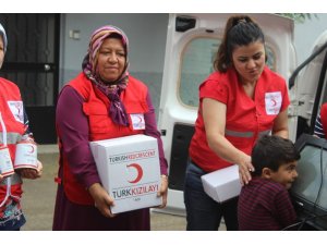 Türk Kızılayı Eskişehir Şubesi yardımlarına devam ediyor