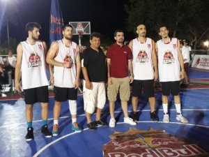 TBF 3x3 Basketbol Turu’nun finali Kuşadası’nda yapıldı