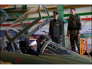 İran’ın Kevser adlı yerli savaş uçağı ilk uçuşunu gerçekleştirdi