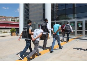 Elazığ’da uyuşturucu operasyonu: 2 şüpheli tutuklandı