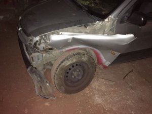 İki otomobil kafa kafaya çarpıştı : 5 yaralı