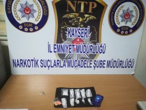 Kayseri’de uyuşturucu operasyonları: 5 gözaltı