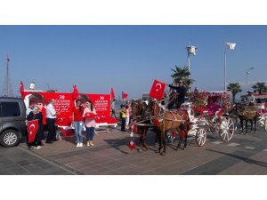 Büyükşehirden Samsunlulara Türk bayrağı hediyesi