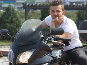 Askerden yeni gelen genç motosiklet kazasında hayatını kaybetti
