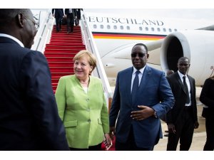 Merkel: "Avrupa’nın geleceği için Afrika çok önemli"