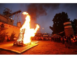 Kırklareli’de ’Kakava Ateşi’ kadınlar için yandı