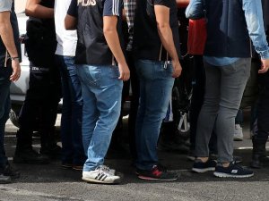 Ankara'daki FETÖ soruşturmasında 14 muvazzaf astsubay gözaltına alındı