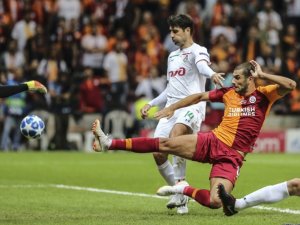 Galatasaray 'Devler Ligi'ne galibiyetle başladı
