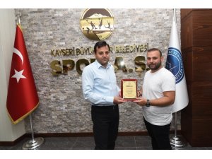 Kayseri Büyükşehir Belediyesi Spor A.Ş., "Tüm gazilerimize şükranlarımızı sunarız"