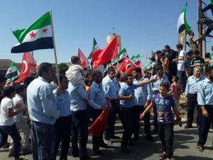 İdlib’de Cumhurbaşkanı Erdoğan’a sevgi gösterisi