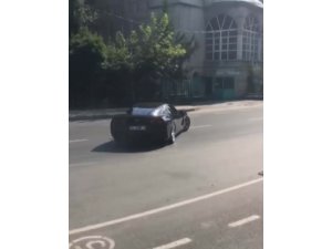 İstanbul’da lüks otomobille ’drift’ terörü kamerada