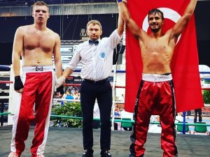 Adanalı Mahsum Teker kick boksta dünya şampiyonu oldu